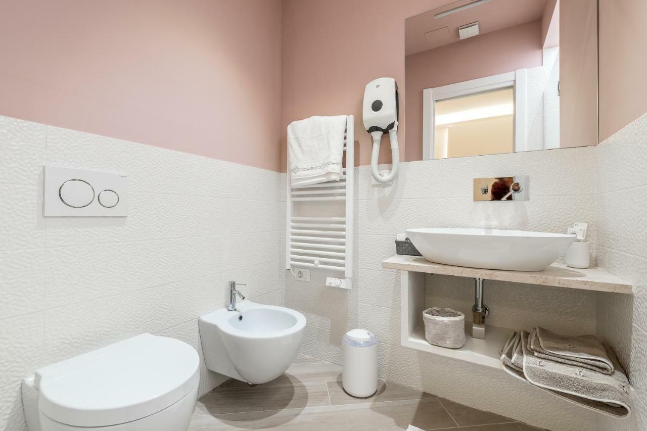 Alchimia Di Mare Hotel Специя Екстериор снимка